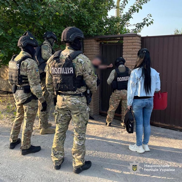 У Дніпрі викрили посадовця міськради Дніпра на багатомільйонних розкрадання під час відновлення житла після обстрілів