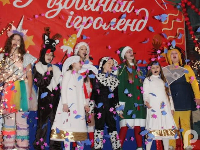 У Луцьку організували масштабний Різдвяний ігроленд для дітей громади. ФОТО