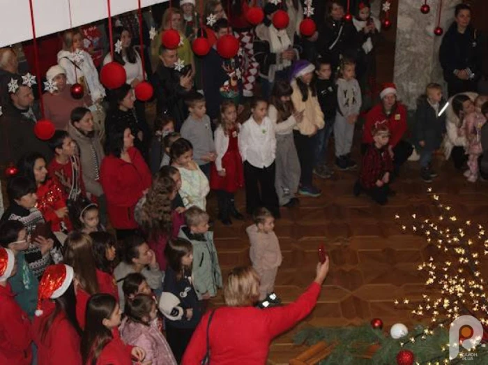 У Луцьку організували масштабний Різдвяний ігроленд для дітей громади. ФОТО