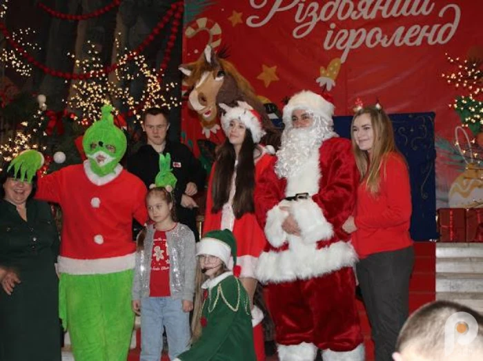 У Луцьку організували масштабний Різдвяний ігроленд для дітей громади. ФОТО