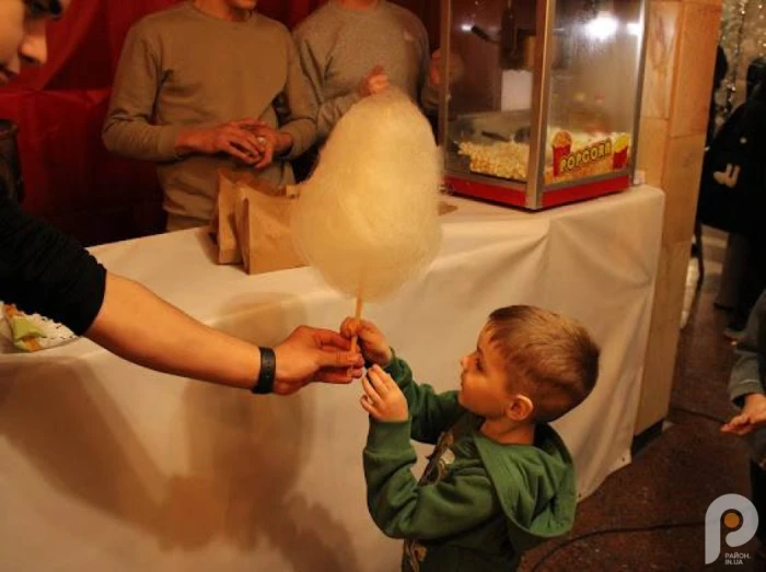 У Луцьку організували масштабний Різдвяний ігроленд для дітей громади. ФОТО