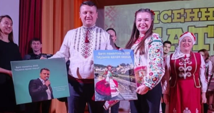 У Луцьку провели пісенний батл поколінь «Музика єднає серця»