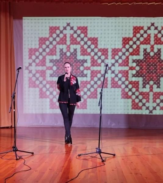 У Луцьку провели пісенний батл поколінь «Музика єднає серця»