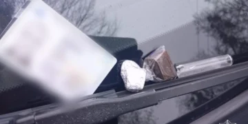 У Луцьку у водія BMW знайшли наркотики та прилад для їх вживання