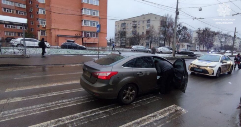 У Сумах на переходах збили чоловіка та жінку