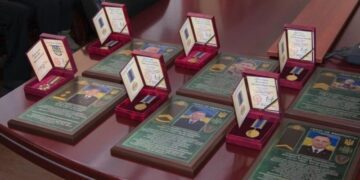 У Сумках родинам загиблих прикордонників вручили державні нагороди