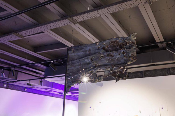 В Дніпрі презентували інсталяцію з уламку зруйнованої ТЕС (ФОТО)