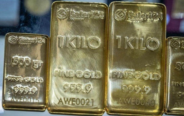 Ціна золота рекордно зросла через слабкий долар Ціна золота рекордно зросла через слабкий долар