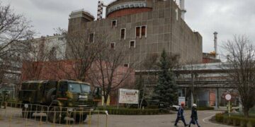 Politico: Росія пропонує Україні розділити електрику з ЗАЕС