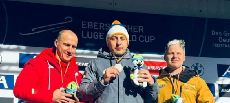 "Вітаємо із золотою медаллю": спортсмен з Тернопільщини Андрій Мандзій став переможцем гонки Кубка націй (ФОТО)