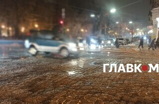 Київ та область накрив рідкісний крижаний дощ: неймовірні фото небезпечної стихії