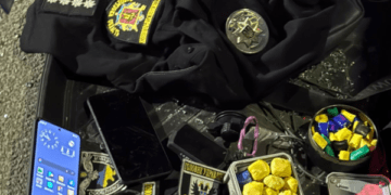 У Запоріжжі група наркоторговців робила “закладки”, одягаючись у форму військових і поліції