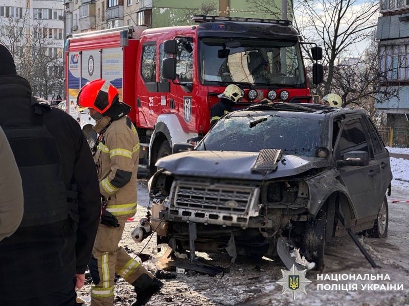 Теракт на Оболоні: затримано дівчину, яка підірвала авто нацгвардійця на замовлення РФ