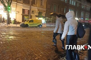 Київ та область накрив рідкісний крижаний дощ: неймовірні фото небезпечної стихії