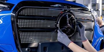 Електричний Mercedes GLC продається швидше, ніж очікували: виробництво розписане до 2027 року