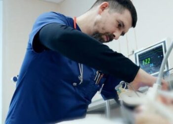 У Харківській області 11-річний хлопчик катався на санках та потрапив під обстріл