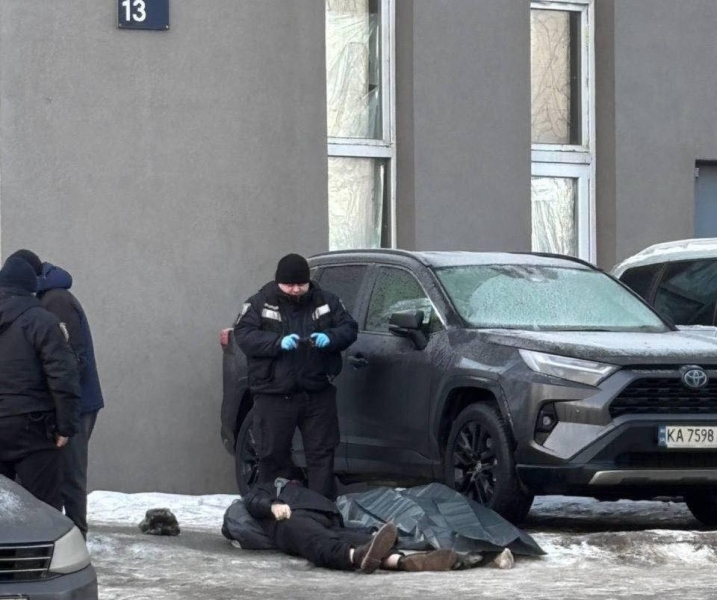 У Києві через ожеледицю зафіксовані травмування та смертельний випадок (фото)