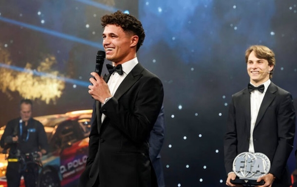 Норріс за результатами тестів указує на незвичайність нового боліда MCL40 Норріс за результатами тестів указує на незвичайність нового боліда MCL40