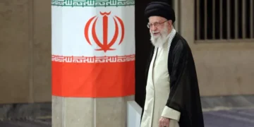 Аятола Хаменеї планує втечу до Москви – ЗМІ