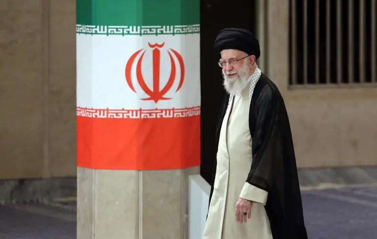 Аятола Хаменеї планує втечу до Москви - ЗМІ