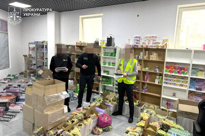 У Хмельницькому викрили підпільне виробництво рідин для електронних сигарет на понад 14,5 млн грн