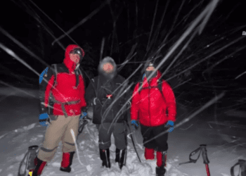 Не зміг самостійно спуститися: на Говерлі шукали туриста