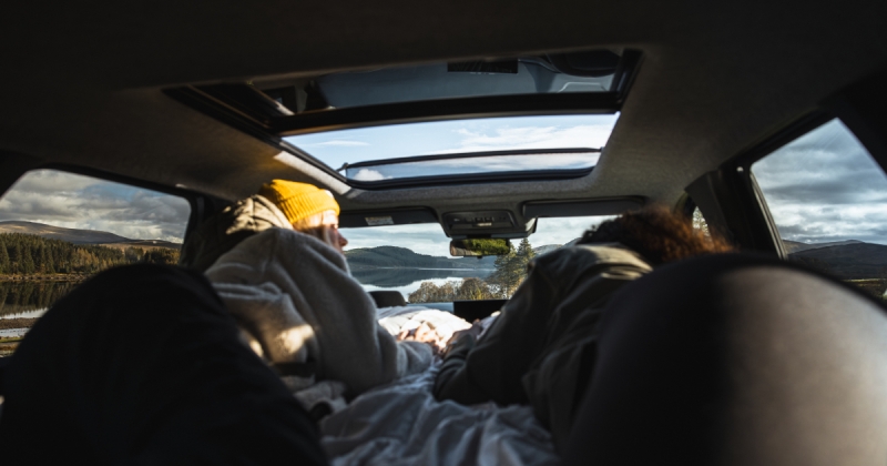 Dacia побудує &laquo;готель з автомобілів&raquo; для любителів спостерігати за зірками