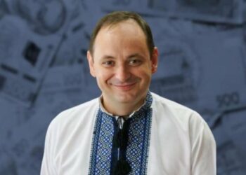 Скільки заробляє Марцінків: журналісти оприлюднили заробітки мера Івано-Франківська