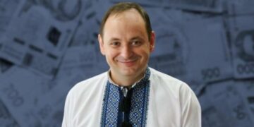Скільки заробляє Марцінків: журналісти оприлюднили заробітки мера Івано-Франківська