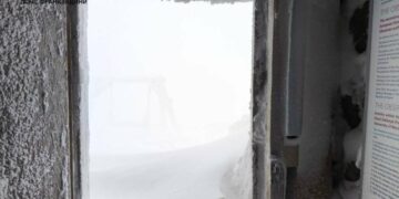 Карпати у лютому гніві: Піп Іван накрили мороз, вітер і снігові пастки (ФОТО)