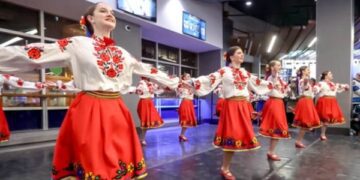 Хокеїсти в Канаді присвятили гру українцям