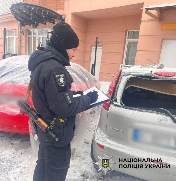 Влучання дрона у 15-поверхівку в Солом&rsquo;янському районі: поліція показала наслідки