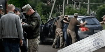 “Поставити крапку”: Зеленський доручив Федорову розв’язати проблему “бусифікації”