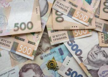 “Пенсіонери і ці 8 категорій громадян можуть одержати дрова від держави”: куди звертатися охочим?