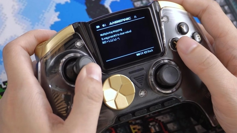 Anbernic представила універсальний геймпад RG G01 з екраном, датчиком пульсу та частотою опитування 1000 Гц