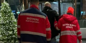 Ліфт з пасажиром всередині обірвався з 30 поверху бізнес-центру у Києві