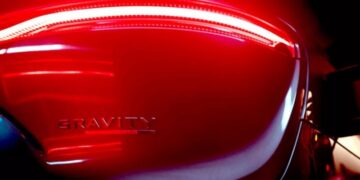 Поки інші рахують збитки: американський конкурент Tesla встановив неймовірний рекорд продажів