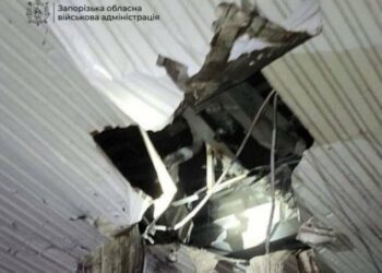 Ворожий дрон атакував АЗС у Запоріжжі, постраждала людина