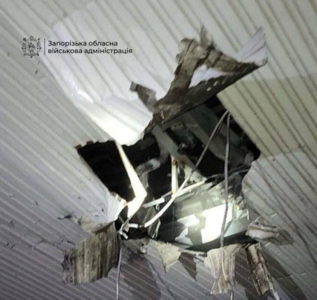 Ворожий дрон атакував АЗС у Запоріжжі, постраждала людина