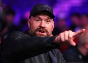 Ф’юрі націлився на бій з Вордлі, і той уже відреагував