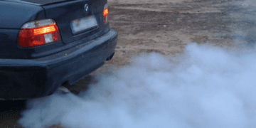 Скільки прогрівати авто взимку: пояснення механіків