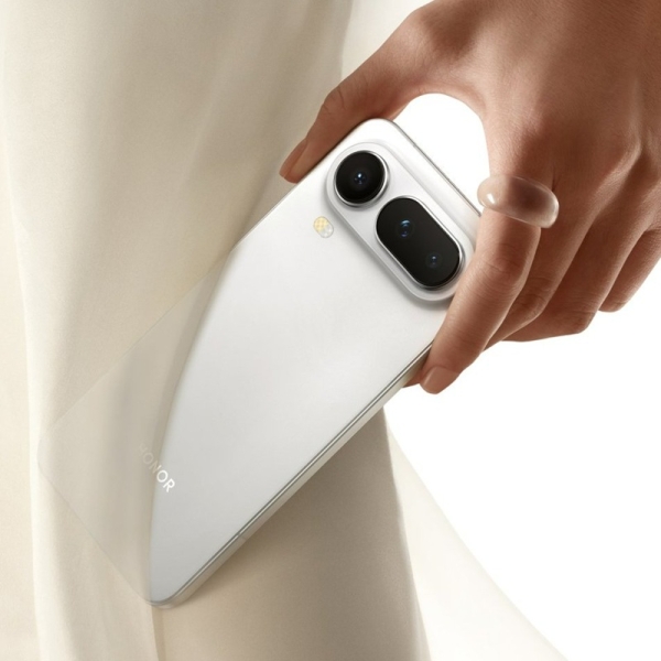 Ультратонкий Honor Magic 8 Pro Air обростає все більшою інформацією незадовго до релізу &mdash; 6,3&rdquo;, 6,1 мм, 155 грам та 5500 мАг