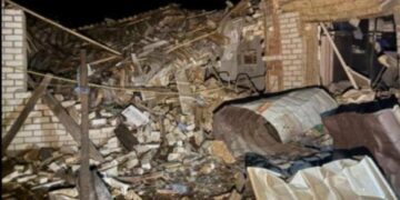 Росіяни скинули авіабомби на Запорізький район: одна людина загинула, одна – поранена