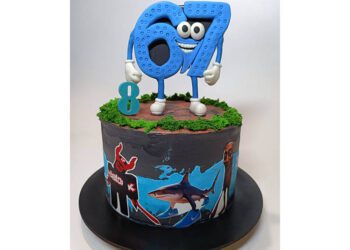 Дніпрянин створив торт вдячності енергетикам