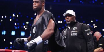 Дюбуа знову почав працювати зі своїм колишнім тренером