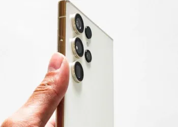 Помаранчевого не буде? Інсайдер розкрив шість кольорів корпусу Galaxy S26 Ultra