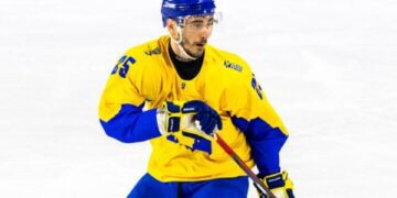 Лідер українського хокею: названо найкращого гравця року