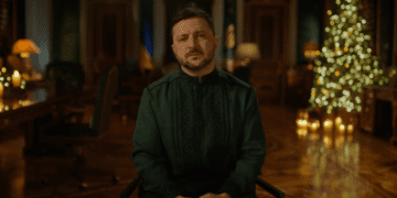 Зеленський у новорічному зверненні закликав українців: вірити в мир і боротися за нього