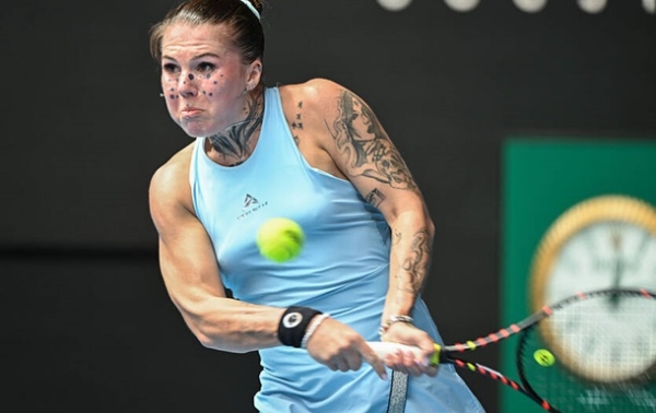 Australian Open: Олійникова вибула на старті, програвши чинній чемпіонці