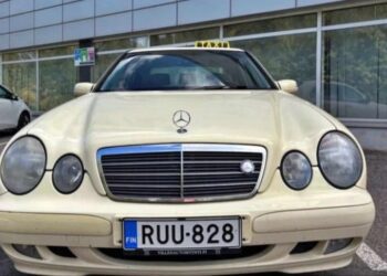 Mercedes E-Class W211 проїхав понад 2 млн км з оригінальним двигуном (ФОТО)